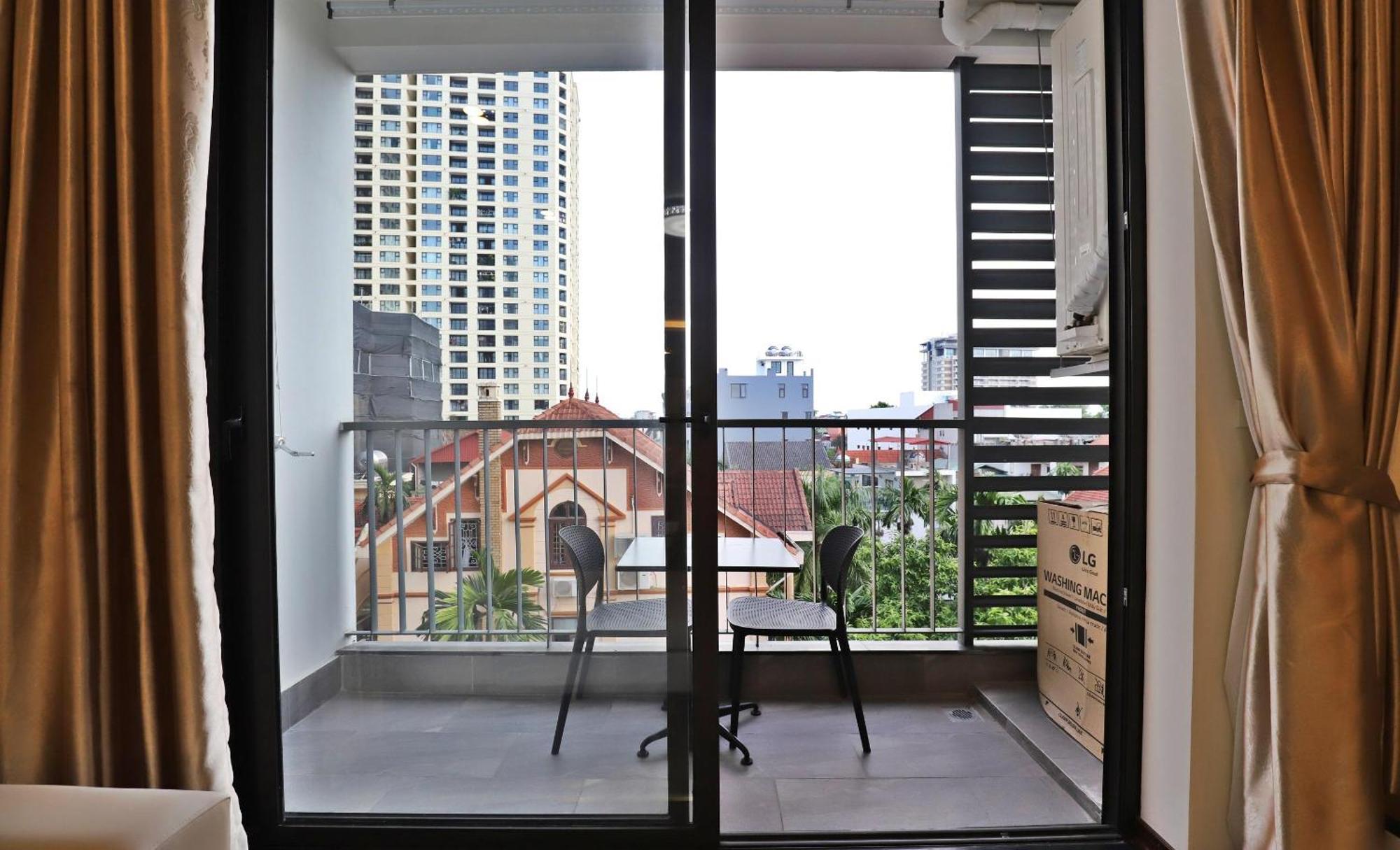 Luxe Paradise Suites Tay Ho Hanoi Exterior photo