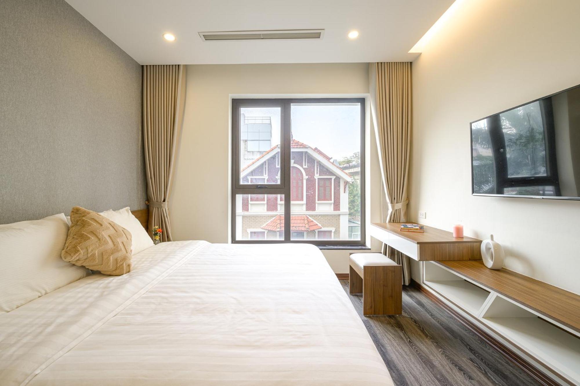 Luxe Paradise Suites Tay Ho Hanoi Exterior photo